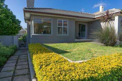 To Let 3 Bedroom Property for Rent in Somerset West Western Cape